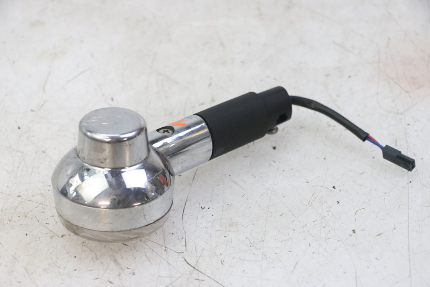 photo de DELANTERO DERECHO INTERMITENTE APRILIA SCARABEO GT TOURING 125 (1999 - 2005) - Detalle de la pieza