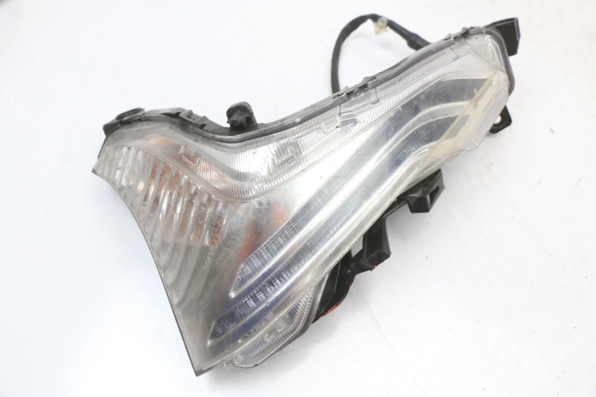 photo de DELANTERO DERECHO INTERMITENTE HONDA SH ABS 125 (2012 - 2017) - Detalle de la pieza