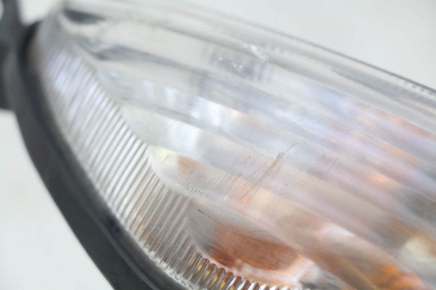 photo de INTERMITENTE DELANTERO DERECHO SUZUKI SIXTEEN 125 (2008 - 2010) - Zoom estado de uso