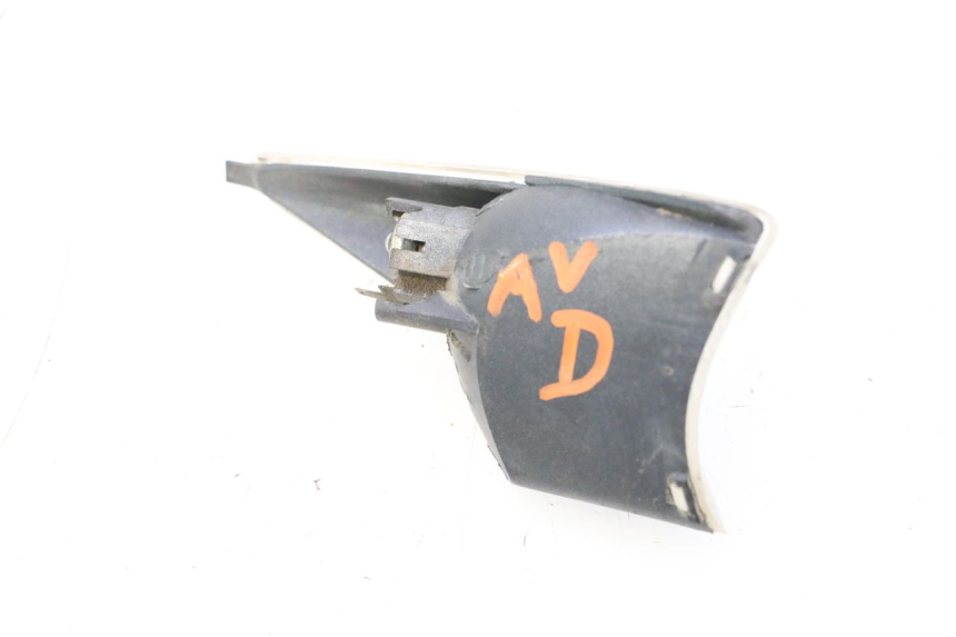 photo de DELANTERO DERECHO INTERMITENTE PEUGEOT SPEEDFIGHT LC 50 (1996 - 2002) - Zoom estado de uso