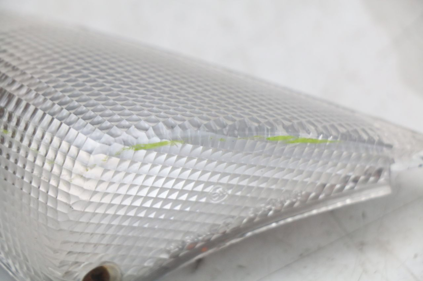 photo de INTERMITENTE DELANTERO DERECHO PEUGEOT SPEEDFIGHT 100 (1997 - 2007) - Zoom estado de uso