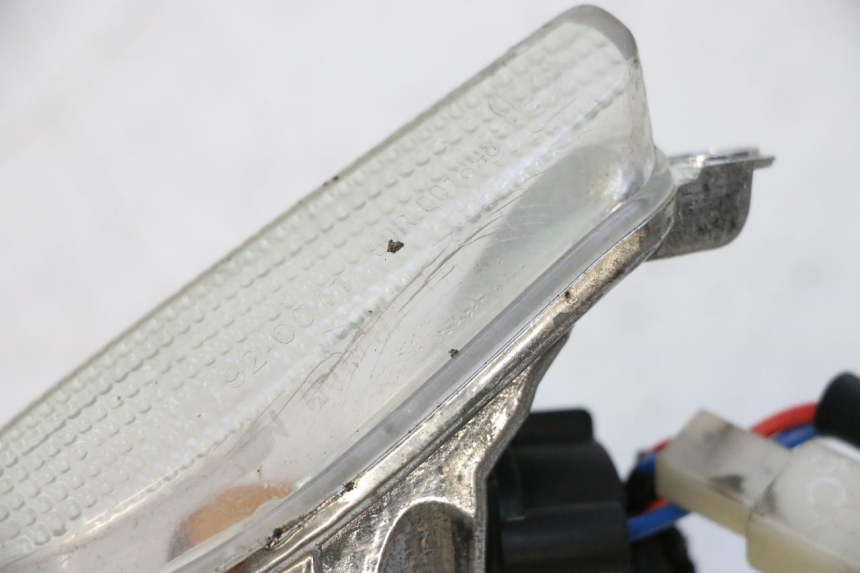 photo de INTERMITENTE DELANTERO DERECHO APRILIA SR 2T 50 (2012 - 2017) - Detalle de la pieza