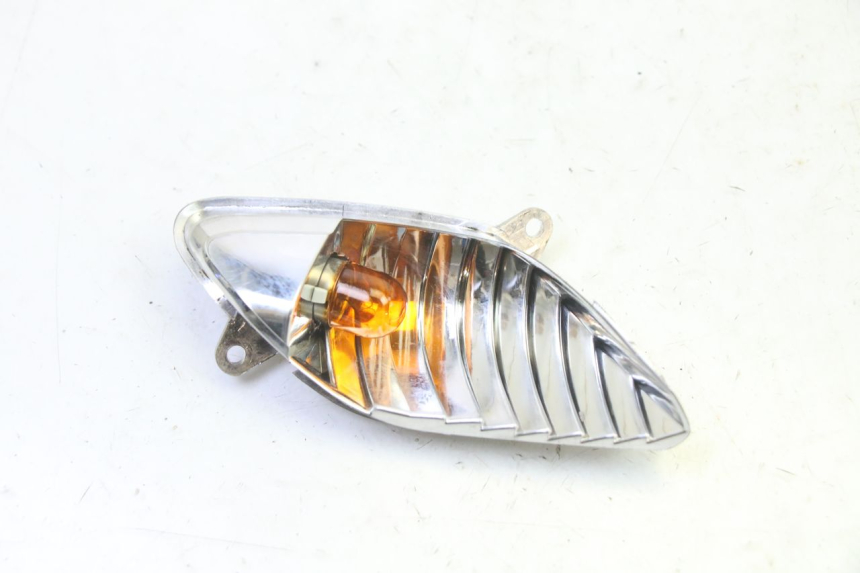 photo de DELANTERO DERECHO INTERMITENTE APRILIA SR R 2T LC 50 (2018 - 2021) - Vista principal