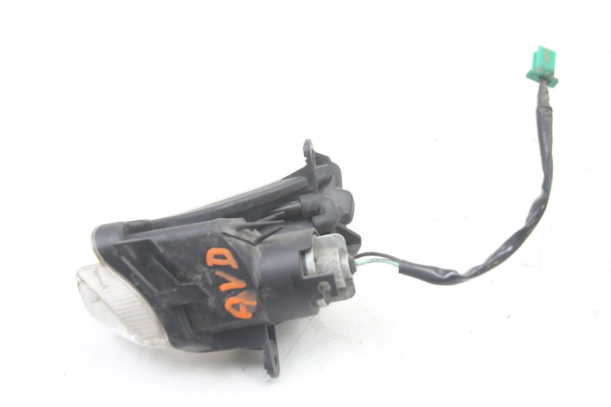 photo de DELANTERO DERECHO INTERMITENTE SUZUKI BURGMAN 125 (2015 - 2017) - Primer plano técnico