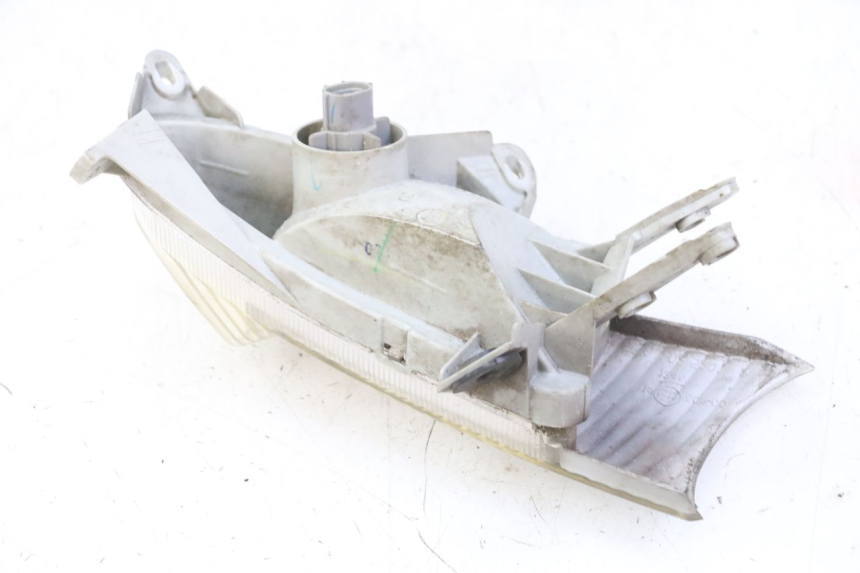 photo de INTERMITENTE DELANTERO DERECHO SUZUKI BURGMAN 125 (2007 - 2014) - Estado de la superficie y material