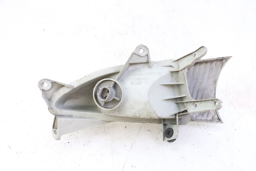 photo de INTERMITENTE DELANTERO DERECHO SUZUKI BURGMAN 125 (2007 - 2014) - Marcados y referencias originales