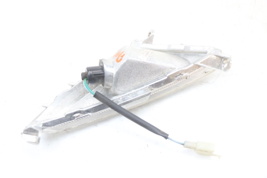 photo de DELANTERO DERECHO INTERMITENTE SYM ORBIT 2 4T 50 (2018 - 2022) - Otra perspectiva