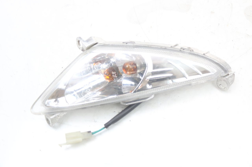 photo de DELANTERO DERECHO INTERMITENTE SYM ORBIT 2 4T 50 (2018 - 2022) - Vista general del producto