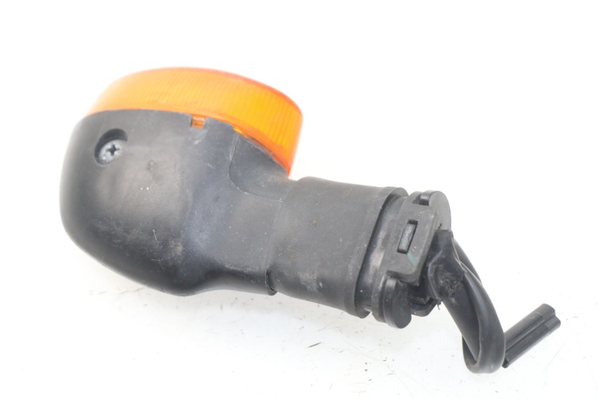 photo de DELANTERO DERECHO INTERMITENTE YAMAHA TDM ABS 900 (2002 - 2014) - Primer plano técnico