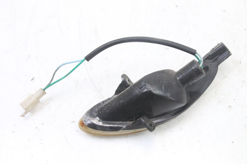 photo de INTERMITENTE DELANTERO DERECHO TNT MOTOR ROMA 10' 2T 50 (2011 - 2018) - Primer plano técnico