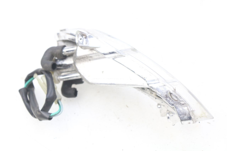 photo de INTERMITENTE DELANTERO DERECHO PEUGEOT TWEET 4T 50 (2018 - 2022) - Otra perspectiva