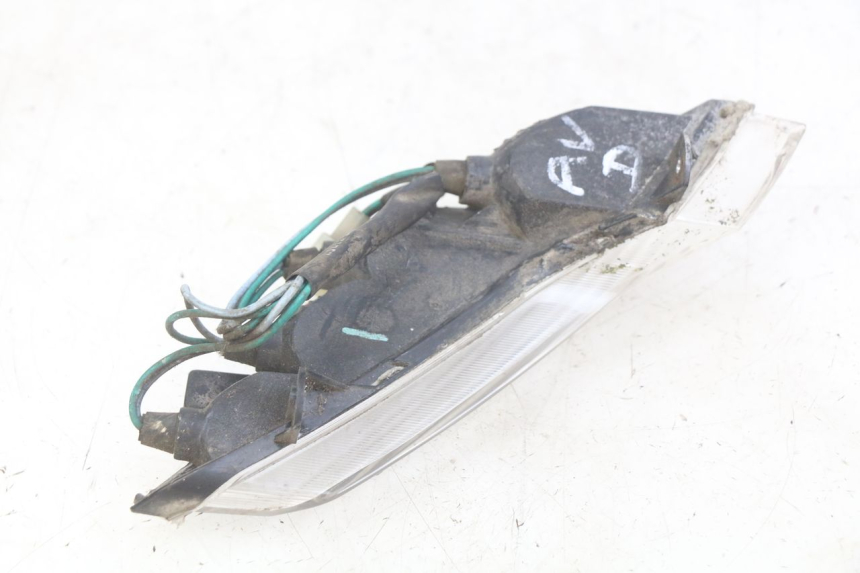 photo de INTERMITENTE DELANTERO DERECHO PEUGEOT TWEET 4T 50 (2010 - 2014) - Zoom estado de uso