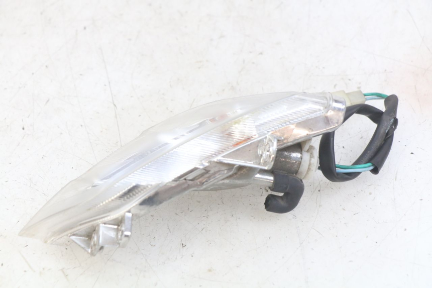 photo de INTERMITENTE DELANTERO DERECHO PEUGEOT TWEET 4T 50 (2018 - 2022) - Otra perspectiva