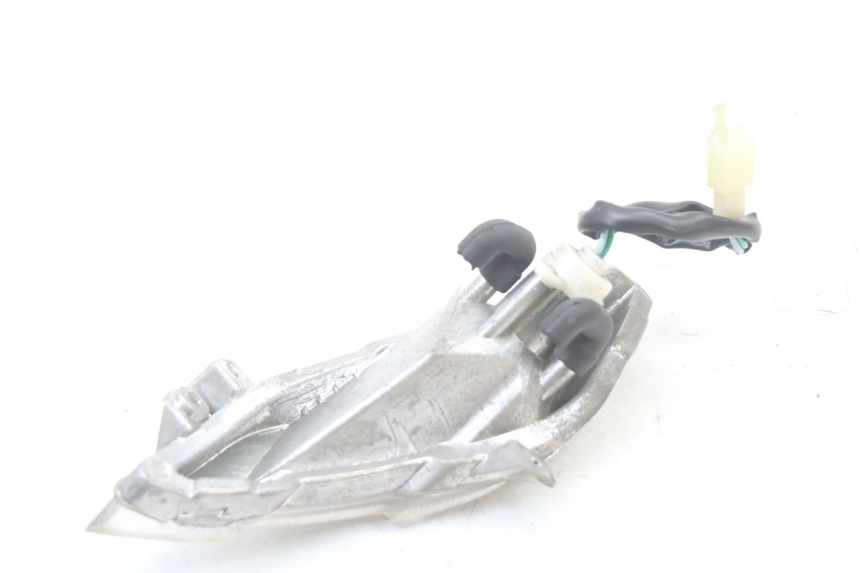 photo de INTERMITENTE DELANTERO DERECHO PEUGEOT TWEET 4T 50 (2018 - 2022) - Otra perspectiva