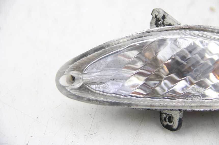 photo de INTERMITENTE DELANTERO DERECHO PEUGEOT V-CLIC VCLIC 50 (2007 - 2013) - Zoom estado de uso