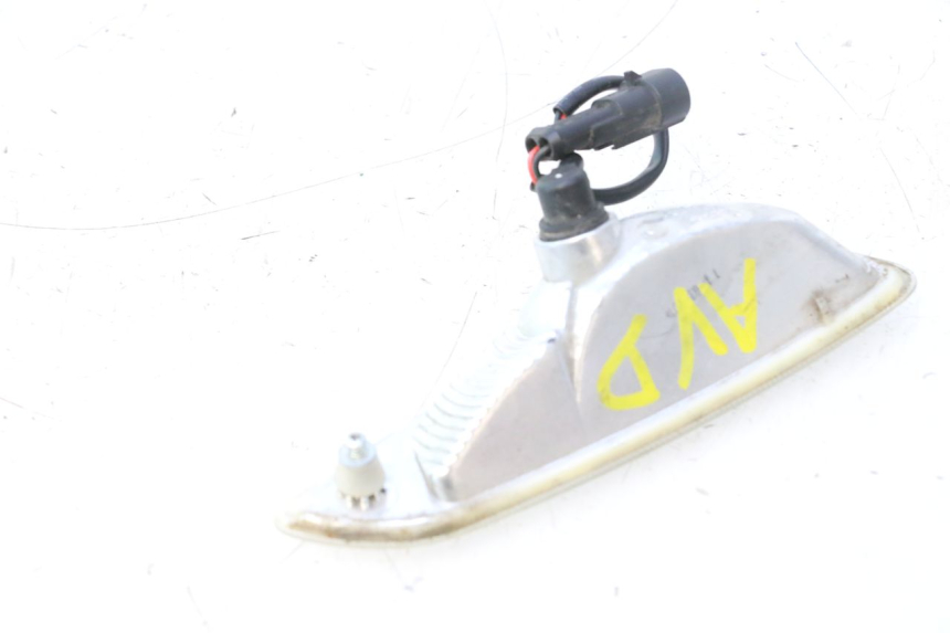 photo de INTERMITENTE DELANTERO DERECHO PIAGGIO VESPA PRIMAVERA 2T 50 (2013 - 2018) - Otra perspectiva