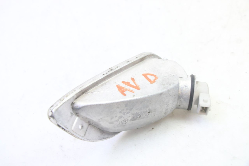 photo de INTERMITENTE DELANTERO DERECHO PIAGGIO VESPA S 2T 50 (2007 - 2014) - Zoom estado de uso