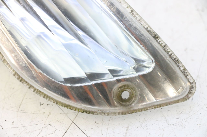 photo de INTERMITENTE DELANTERO DERECHO PIAGGIO VESPA S 2T 50 (2007 - 2014) - Zoom estado de uso