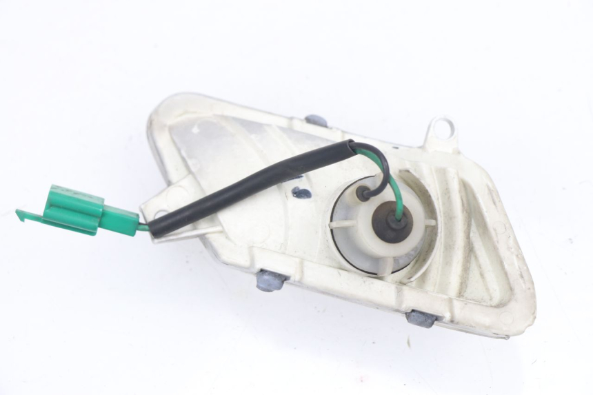 photo de INTERMITENTE DELANTERO DERECHO YAMAHA XMAX X-MAX 125 (2006 - 2009) - Zoom estado de uso