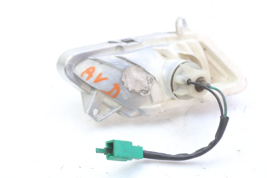 photo de INTERMITENTE DELANTERO DERECHO YAMAHA XMAX X-MAX 125 (2006 - 2009) - Zoom estado de uso