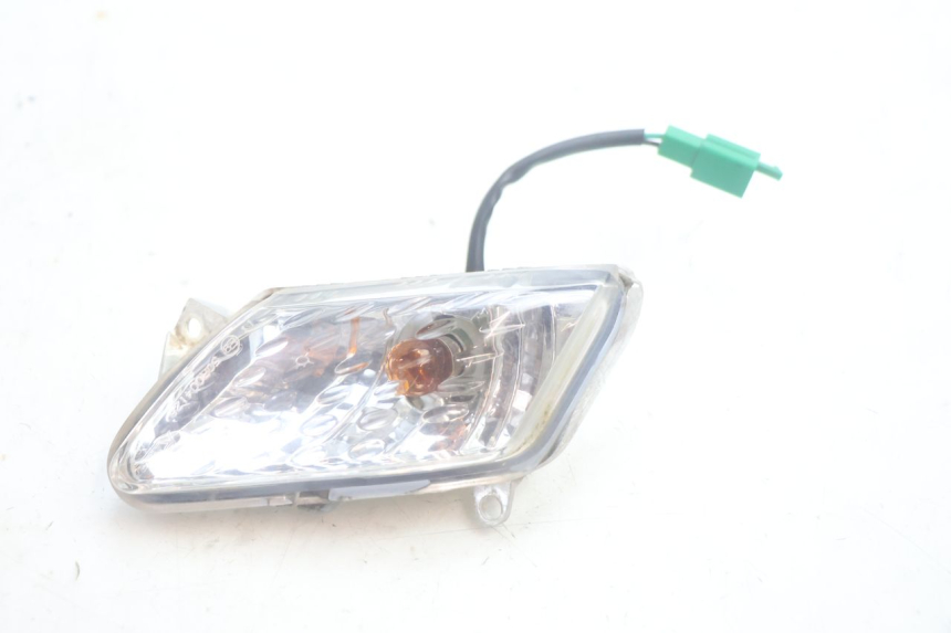 photo de INTERMITENTE DELANTERO DERECHO YAMAHA XMAX X-MAX 125 (2006 - 2009) - Vista principal