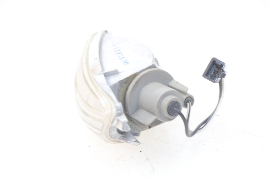 photo de INTERMITENTE DELANTERO DERECHO TGB X-MOTION XMOTION 125 (2008 - 2014) - Primer plano técnico