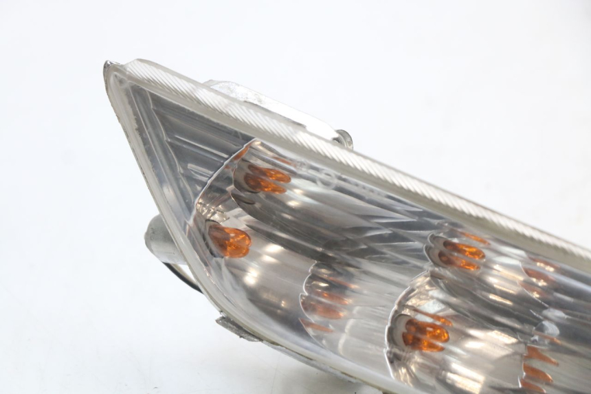 photo de INTERMITENTE DELANTERO DERECHO PIAGGIO X8 125 (2004 - 2007) - Detalle de la pieza