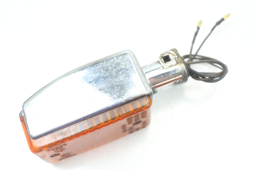 photo de DELANTERO DERECHO INTERMITENTE YAMAHA XJ F 900 (1983 - 1994) - Zoom estado de uso