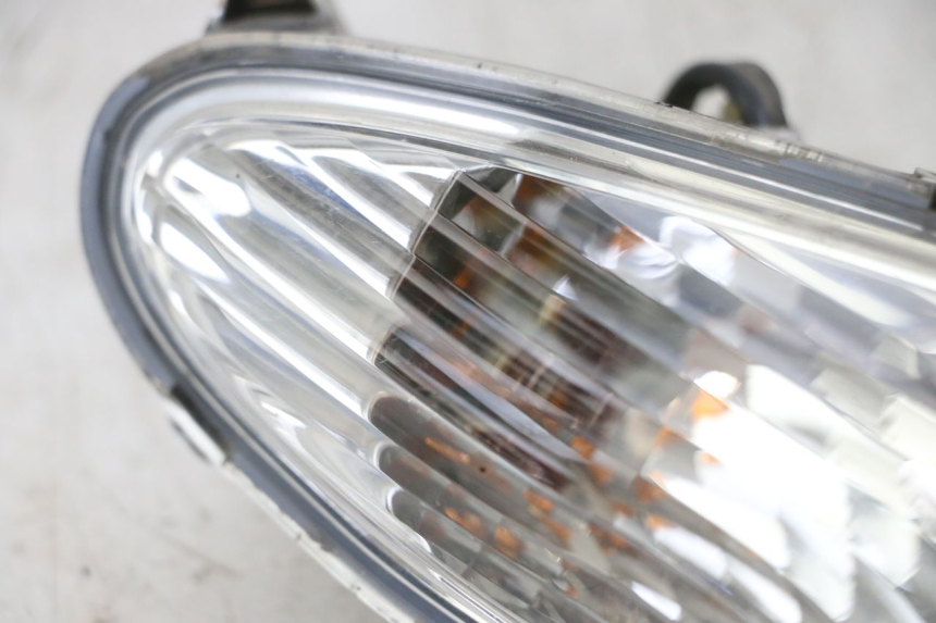 photo de DELANTERO DERECHO INTERMITENTE YAMAHA NEO'S NEOS 2T EASY 50 (2013 - 2016) - Otra perspectiva