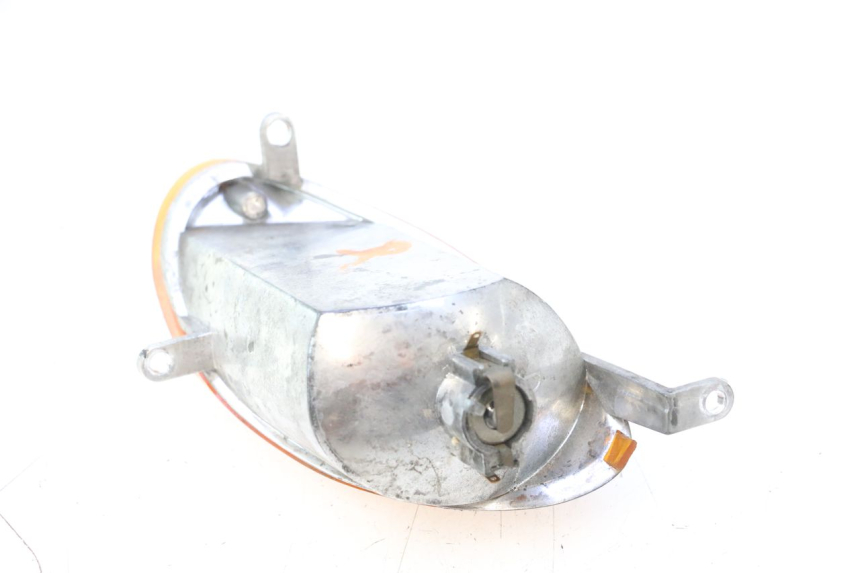 photo de DELANTERO DERECHO INTERMITENTE YAMAHA YP MAJESTY 125 (1998 - 2001) - Vista general del producto