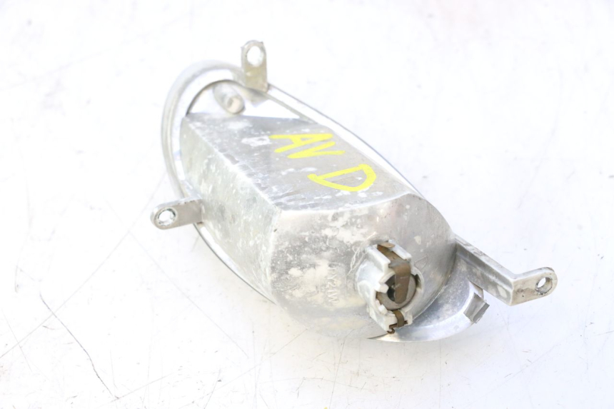 photo de DELANTERO DERECHO INTERMITENTE YAMAHA YP MAJESTY 125 (2002 - 2006) - Vista general del producto