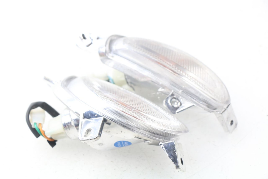 photo de DELANTERO INTERMITENTE RIDE E1 1 (2014 - 2022) - Primer plano técnico