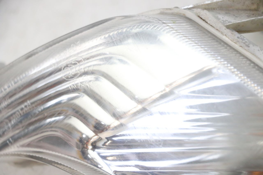 photo de INTERMITENTE DELANTERO SYM FIDDLE 2 50 (2008 - 2013) - Primer plano técnico