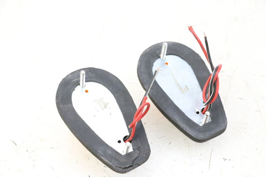 photo de DELANTERO INTERMITENTE YAMAHA FJ 36Y 1100 (1984 - 1985) - Primer plano técnico