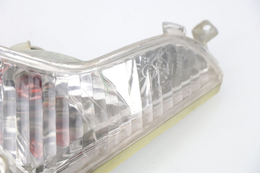 photo de DELANTERO INTERMITENTE REVATTO FUTURA GT 125 (2006 - 2008) - Zoom sobre los componentes