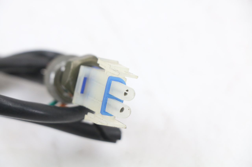 photo de Intermitente delantero izquierdo E-MAX 80L 1 (2011 - 2014) - Detalles de los puntos de fijación