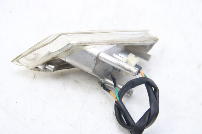 photo de INTERMITENTE DELANTERO IZQUIERDO KYMCO AGILITY 4T 50 (2005 - 2018) - Zoom estado de uso