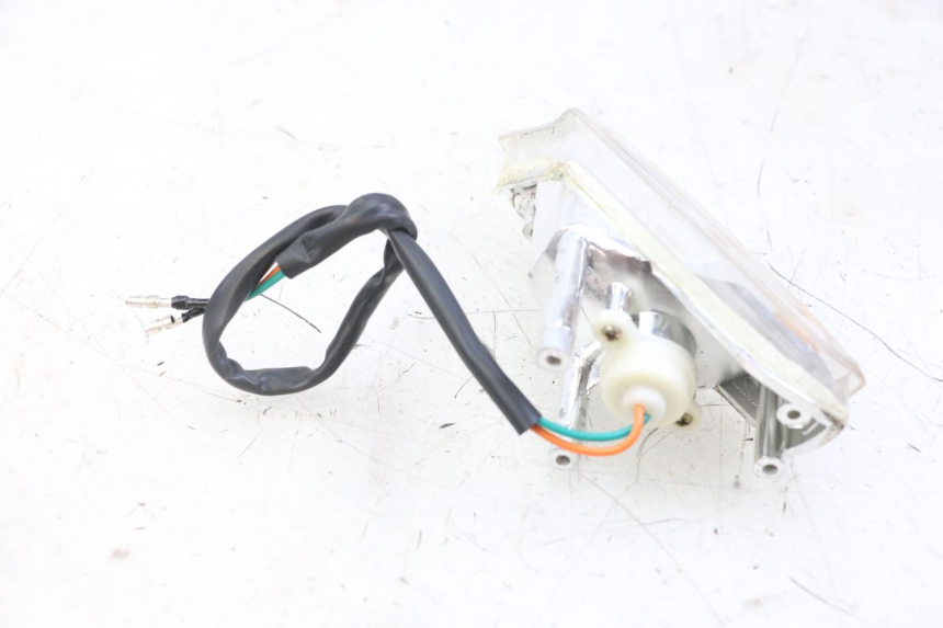 photo de INTERMITENTE DELANTERO IZQUIERDO KYMCO AGILITY 4T 50 (2018 - 2022) - Detalle de la pieza