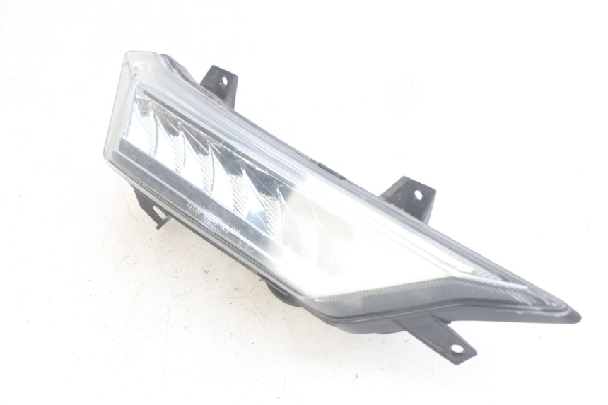 photo de INTERMITENTE DELANTERO IZQUIERDO NECO ALEXONE 125 (2017 - 2024) - Primer plano técnico