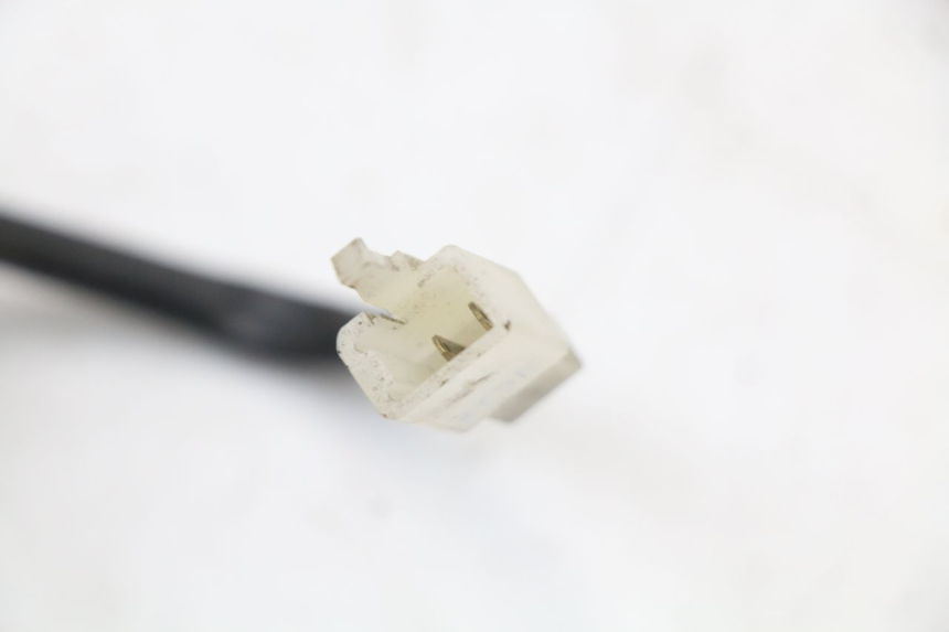 photo de DELANTERO IZQUIERDO INTERMITENTE APRILIA SR MOTARD 50 (2012 - 2018) - Detalles de los puntos de fijación