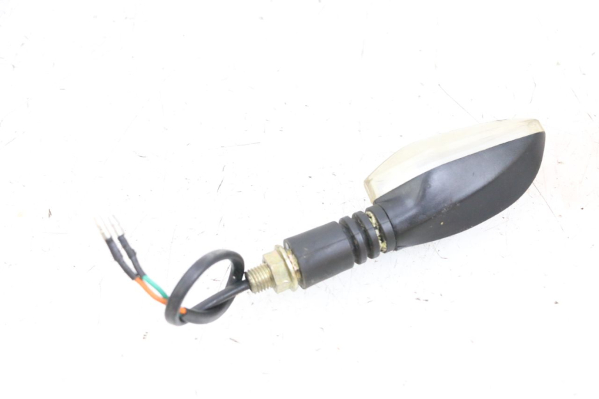 photo de DELANTERO IZQUIERDO INTERMITENTE MAG POWER BOMBERS 4T 50 (2016 - 2026) - Detalle de la pieza