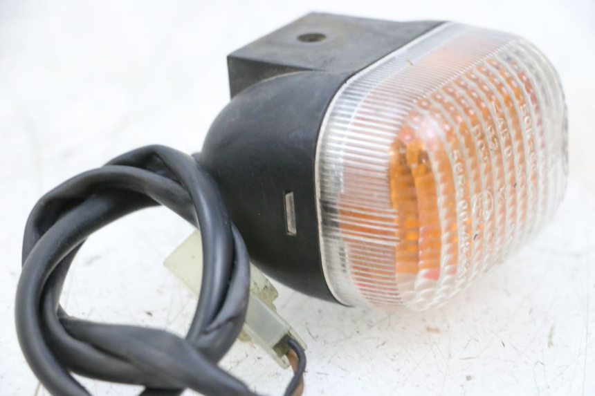 photo de DELANTERO IZQUIERDO INTERMITENTE MBK BOOSTER SPIRIT NAKED 50 (2004 - 2017) - Detalles de los puntos de fijación