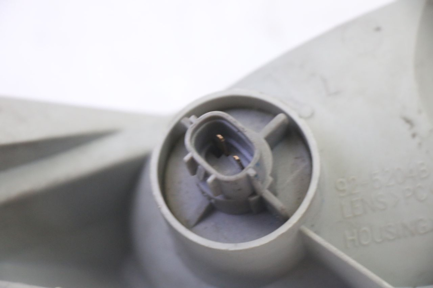 photo de INTERMITENTE DELANTERO IZQUIERDO SUZUKI BURGMAN 125 (2007 - 2014) - Recambio usado revisado