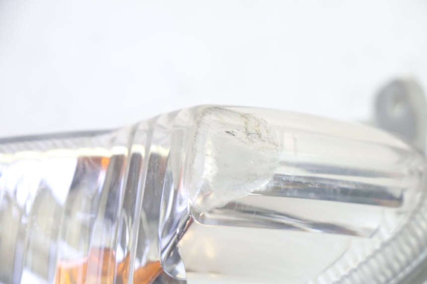 photo de INTERMITENTE DELANTERO IZQUIERDO SUZUKI BURGMAN 125 (2007 - 2014) - Detalle de la pieza