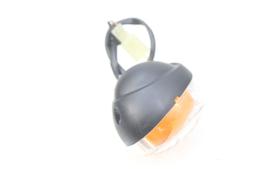 photo de INTERMITENTE DELANTERO IZQUIERDO YAMAHA BW'S 50 (2004 - 2017) - Otra perspectiva