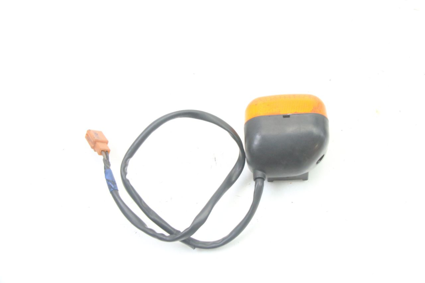 photo de DELANTERO IZQUIERDO INTERMITENTE YAMAHA BW'S BWS 125 (2010 - 2013) - Otra perspectiva