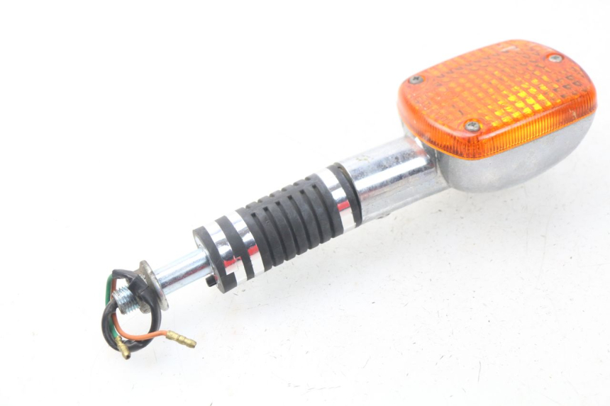 photo de INTERMITENTE DELANTERO IZQUIERDO HONDA CA REBEL 125 (1995 - 2001) - Detalle de la pieza