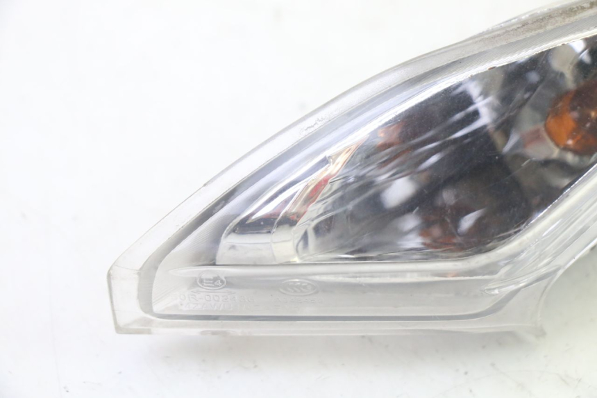 photo de INTERMITENTE DELANTERO IZQUIERDO SYM CROX 4T 50 (2016 - 2023) - Detalle de la pieza