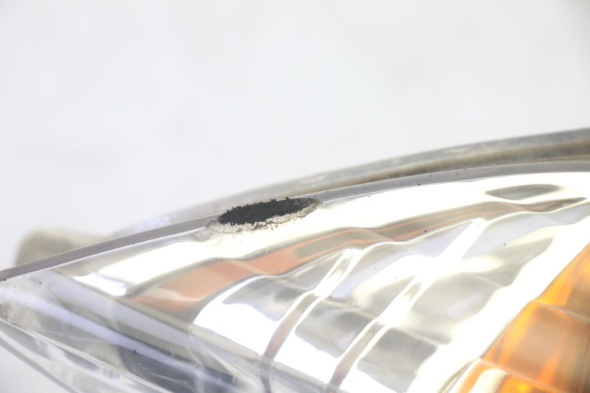 photo de INTERMITENTE DELANTERO IZQUIERDO YAMAHA CYGNUS X INJECTION 125 (2007 - 2013) - Zoom estado de uso