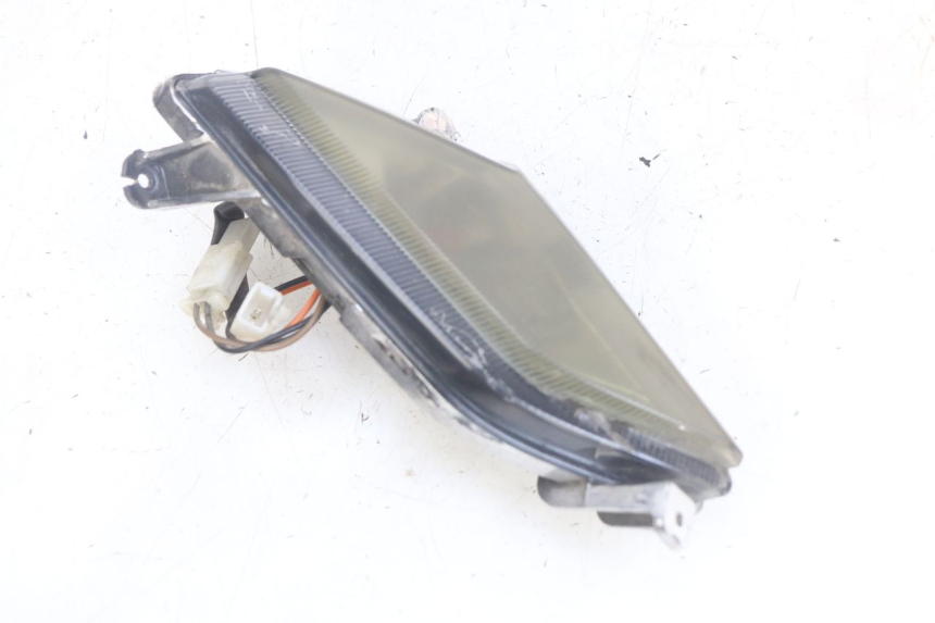 photo de INTERMITENTE DELANTERO IZQUIERDO EASY WATTS E-OPAI 1 (2019 - 2024) - Primer plano técnico